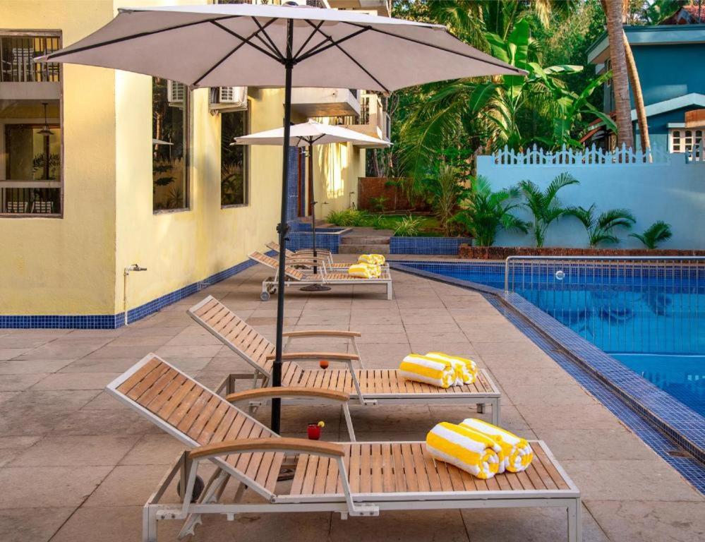 Sea Breeze Max Resort & Spa 마드가온 외부 사진